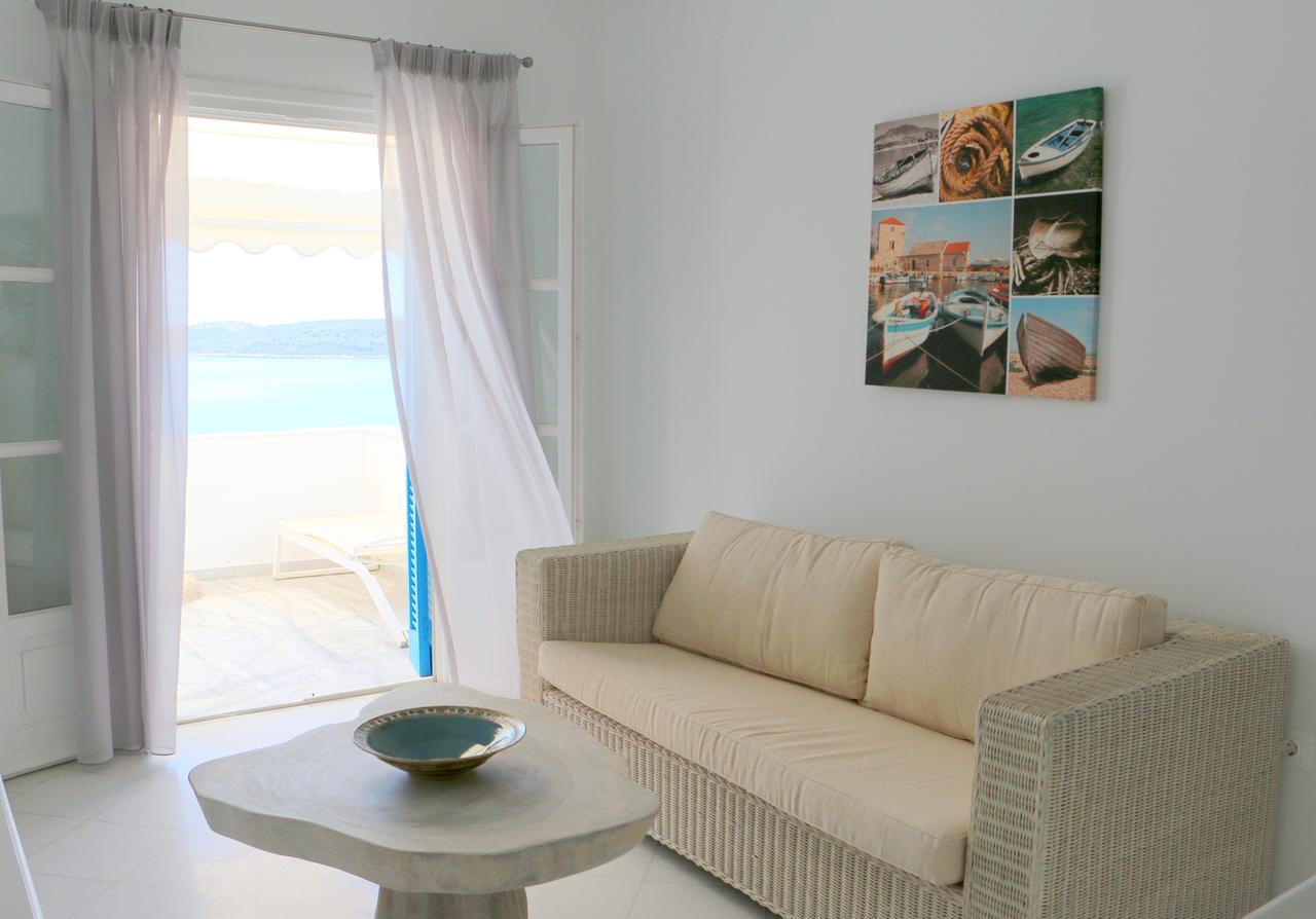 Grand Bleu Apartments & Villas 에르미오니 외부 사진