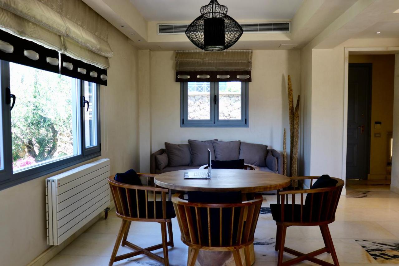 Grand Bleu Apartments & Villas 에르미오니 외부 사진